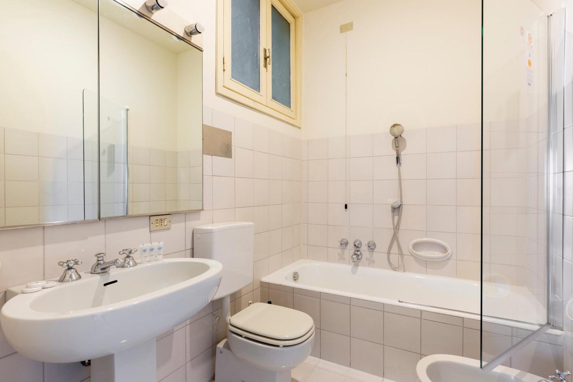 Dreamynest Tricolore - Metro Blu Duomo A 10 Min Milano Ngoại thất bức ảnh